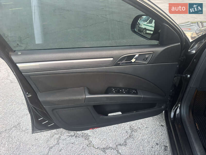 Ліфтбек Skoda Superb 2013 в Львові