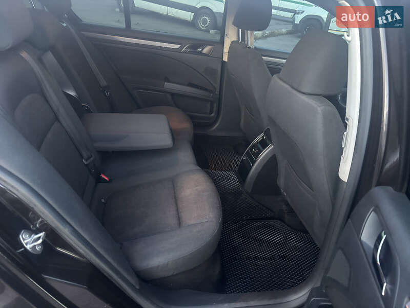 Ліфтбек Skoda Superb 2013 в Львові