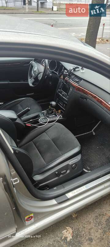 Ліфтбек Skoda Superb 2010 в Києві