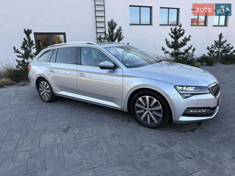 Універсал Skoda Superb 2023 в Луцьку