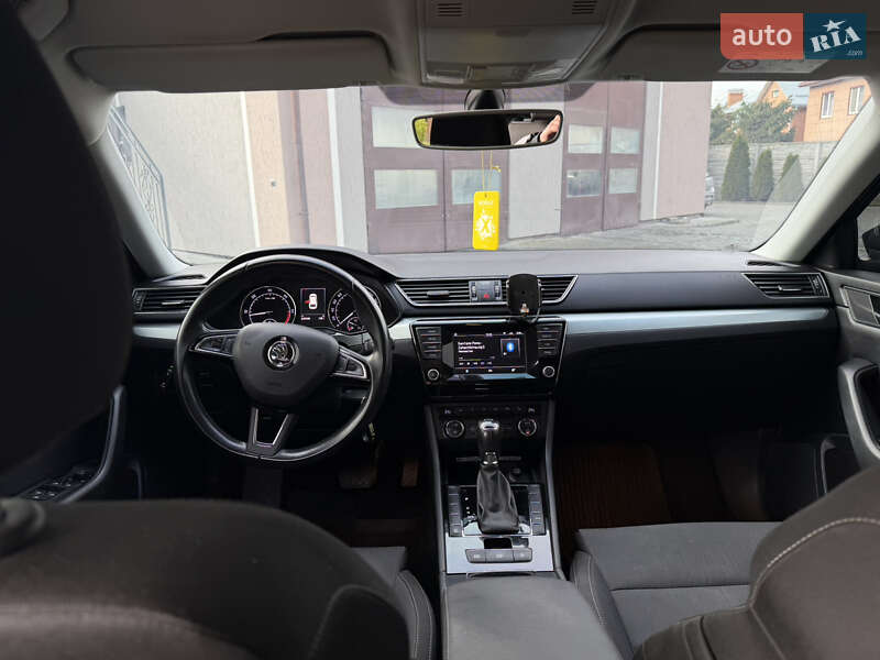 Універсал Skoda Superb 2015 в Львові