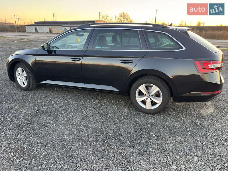 Универсал Skoda Superb 2019 в Ковеле