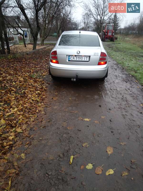 Лифтбек Skoda Superb 2008 в Умани