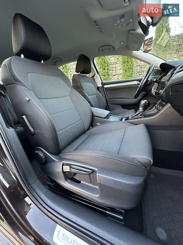 Ліфтбек Skoda Superb 2018 в Стрию