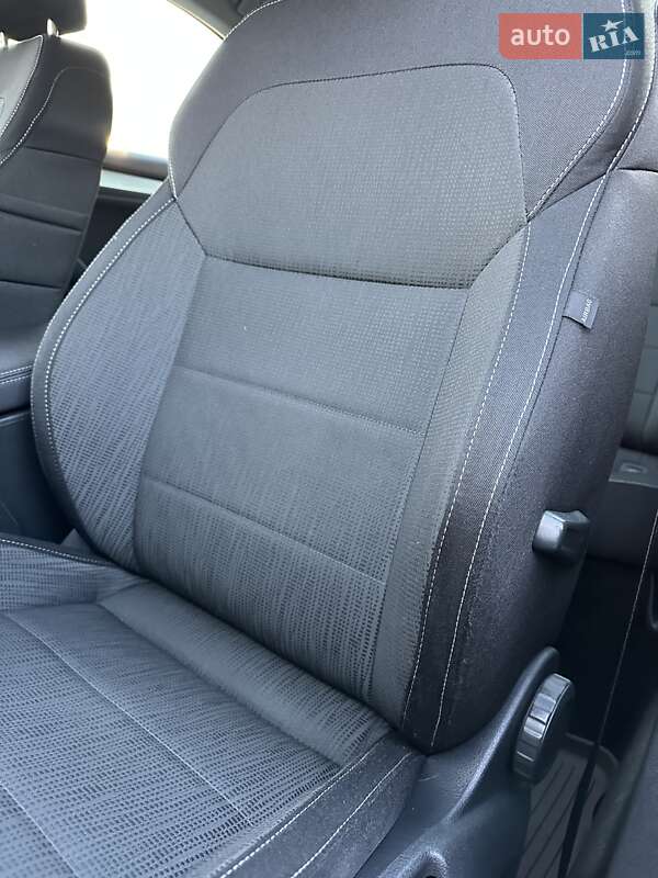 Ліфтбек Skoda Superb 2018 в Стрию