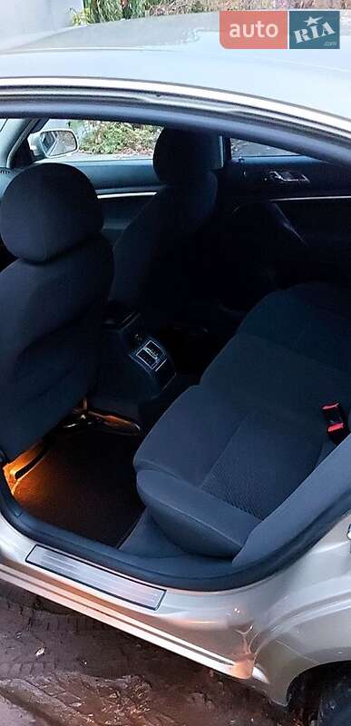 Ліфтбек Skoda Superb 2005 в Полтаві