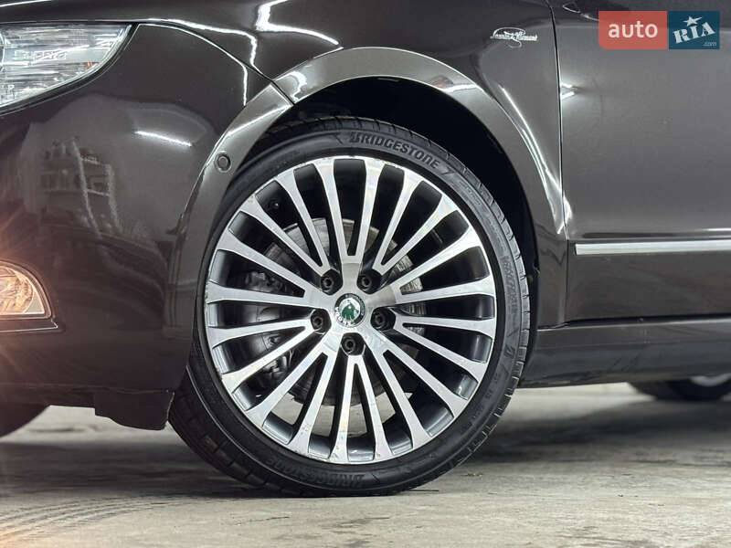Универсал Skoda Superb 2012 в Кременце