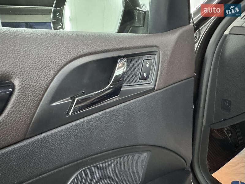 Универсал Skoda Superb 2012 в Кременце