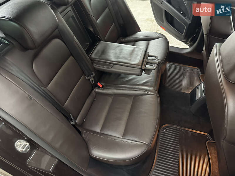 Универсал Skoda Superb 2012 в Кременце