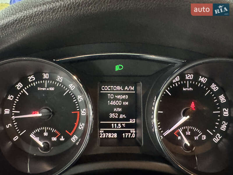 Универсал Skoda Superb 2012 в Кременце