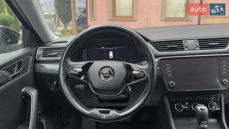 Универсал Skoda Superb 2022 в Сваляве