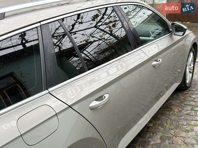 Универсал Skoda Superb 2015 в Мукачево