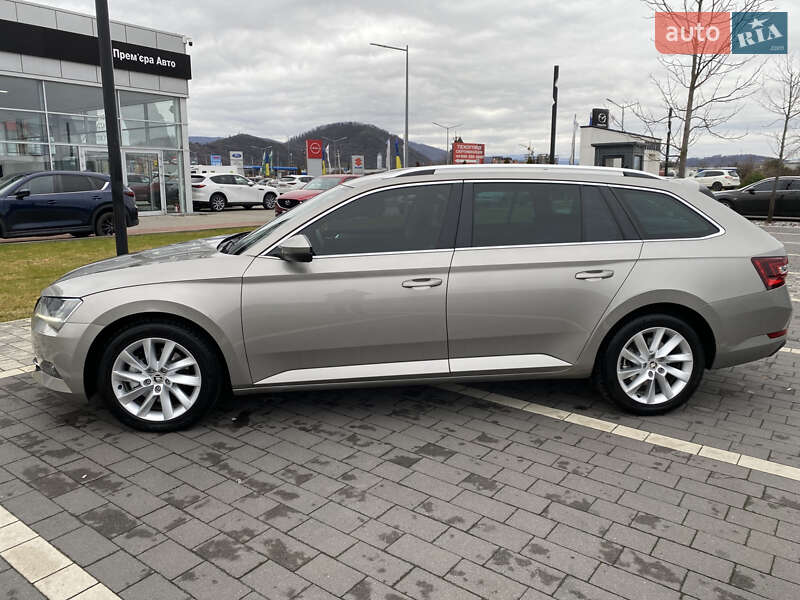 Универсал Skoda Superb 2016 в Мукачево