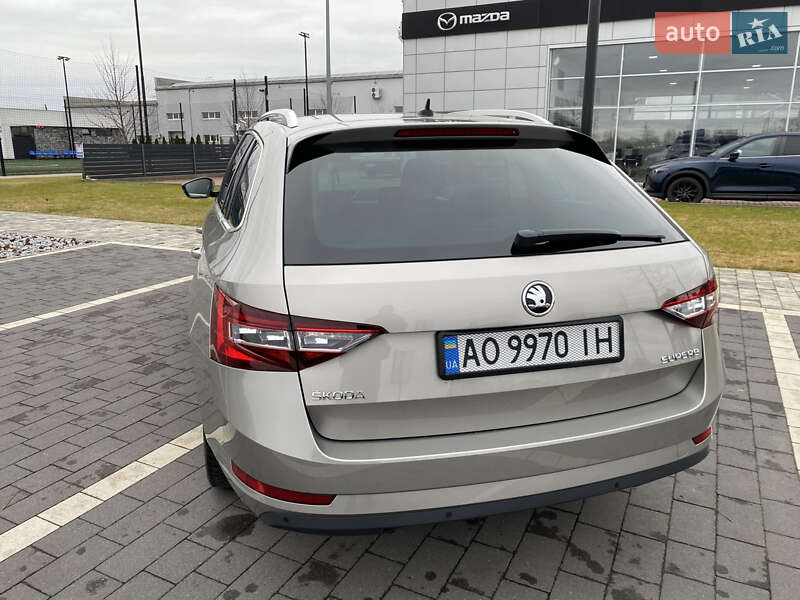 Универсал Skoda Superb 2016 в Мукачево