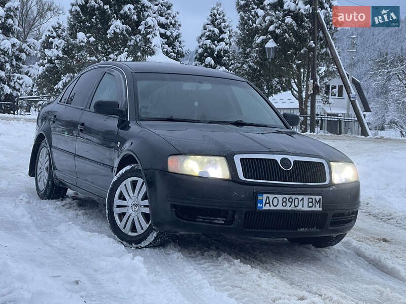 Skoda Superb 2003