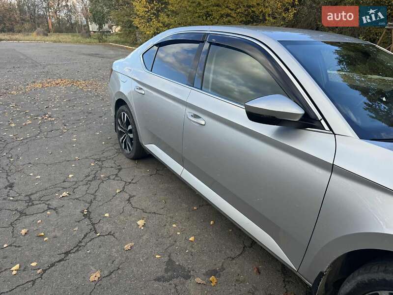Ліфтбек Skoda Superb 2016 в Хмельницькому