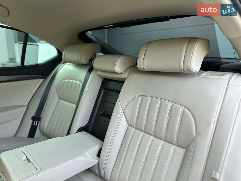 Лифтбек Skoda Superb 2019 в Луцке