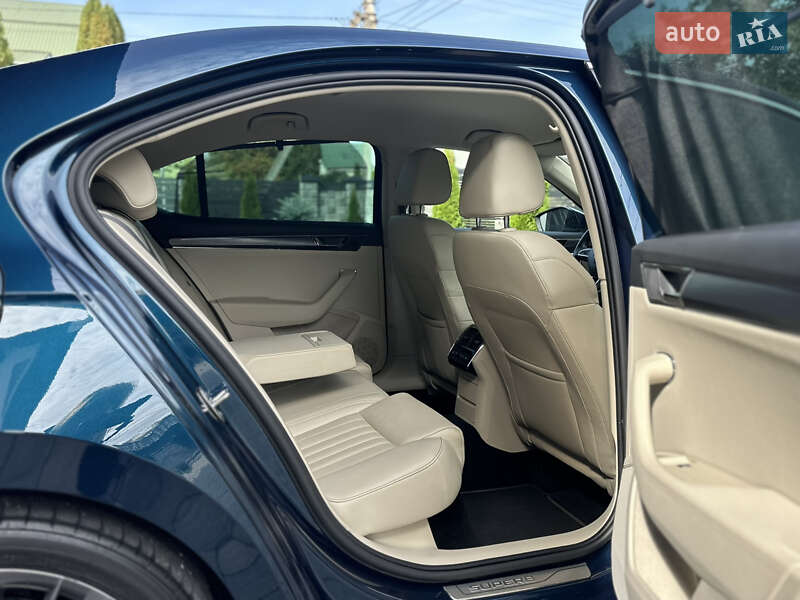 Лифтбек Skoda Superb 2019 в Луцке