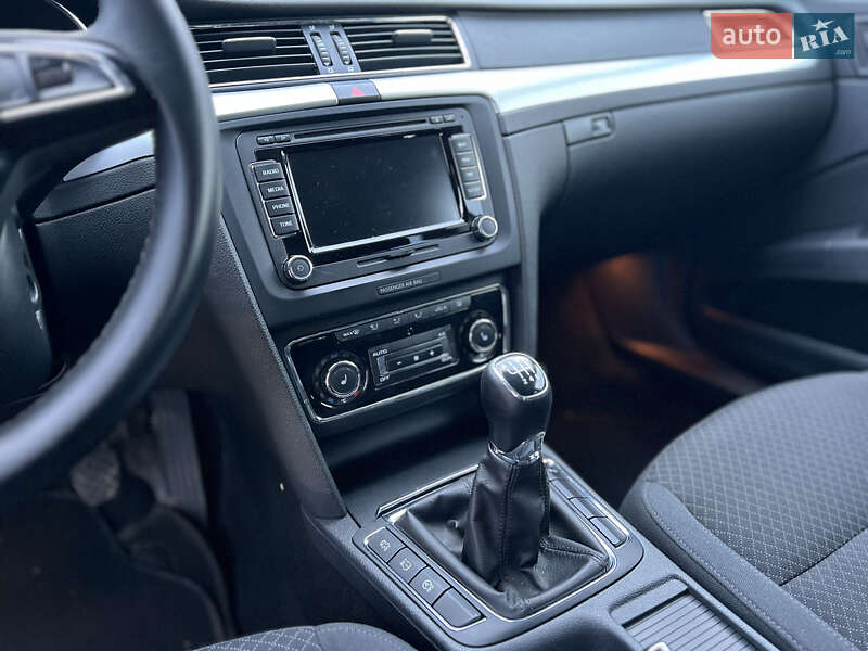 Универсал Skoda Superb 2015 в Львове