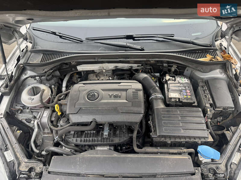 Лифтбек Skoda Superb 2016 в Харькове