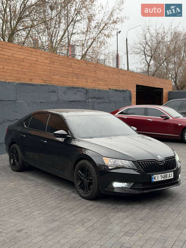 Лифтбек Skoda Superb 2018 в Полтаве фото 2 Лифтбек Skoda Superb 2018 в Полтаве