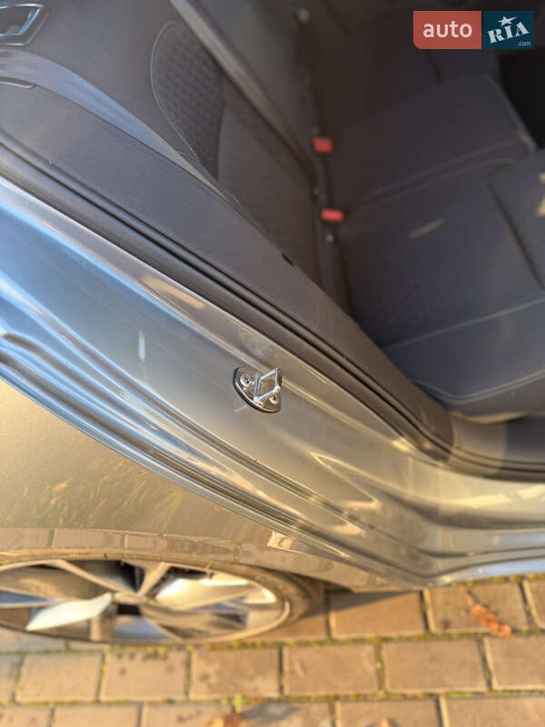 Ліфтбек Skoda Superb 2015 в Дрогобичі