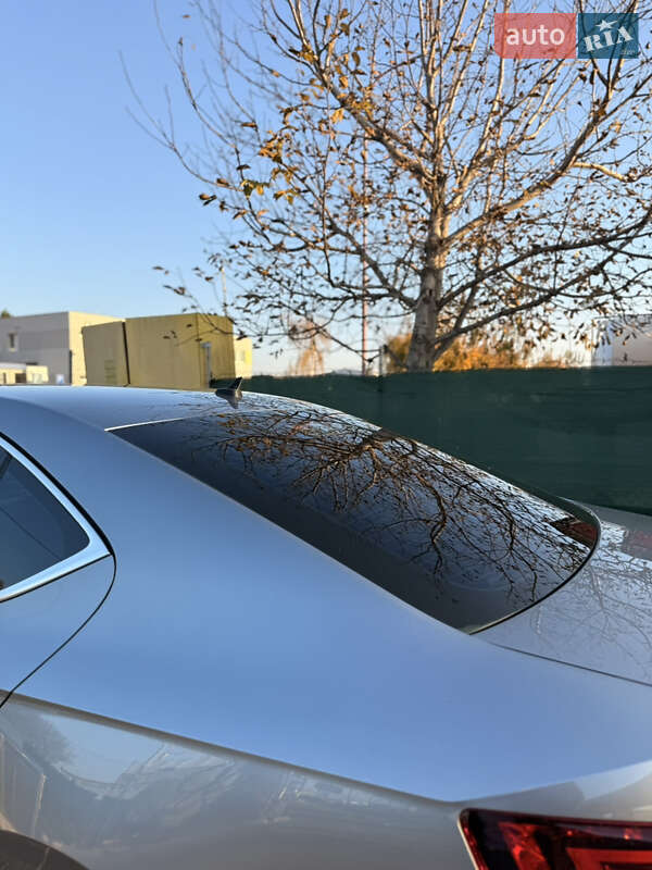 Ліфтбек Skoda Superb 2015 в Дрогобичі