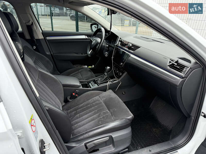 Ліфтбек Skoda Superb 2018 в Києві фото 16 Ліфтбек Skoda Superb 2018 в Києві