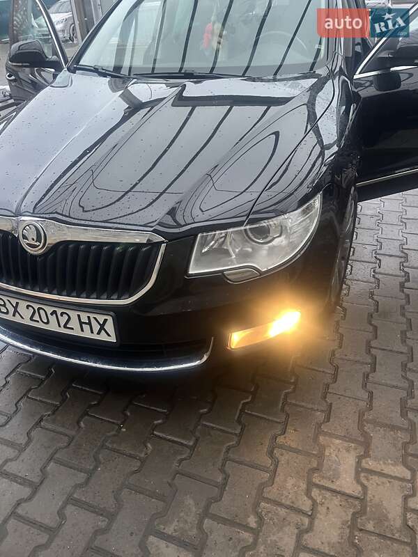 Skoda Superb 2012
