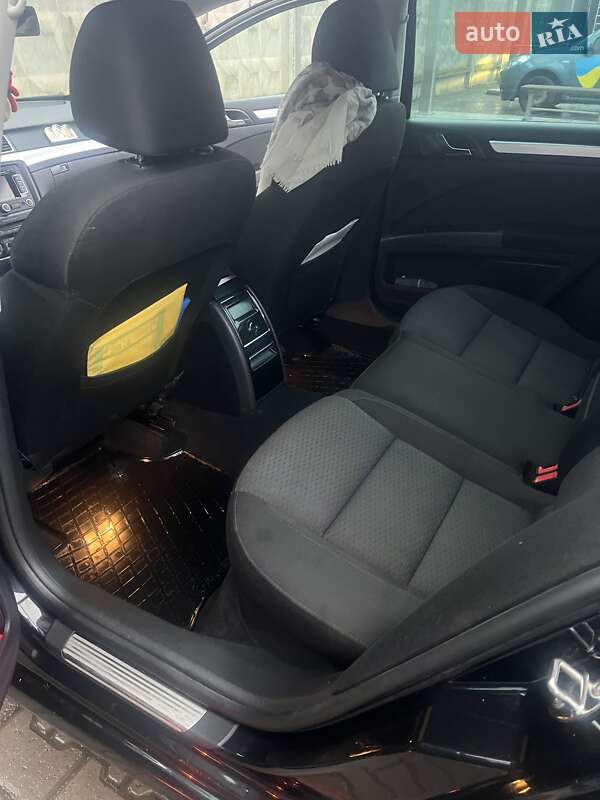 Універсал Skoda Superb 2012 в Хмельницькому