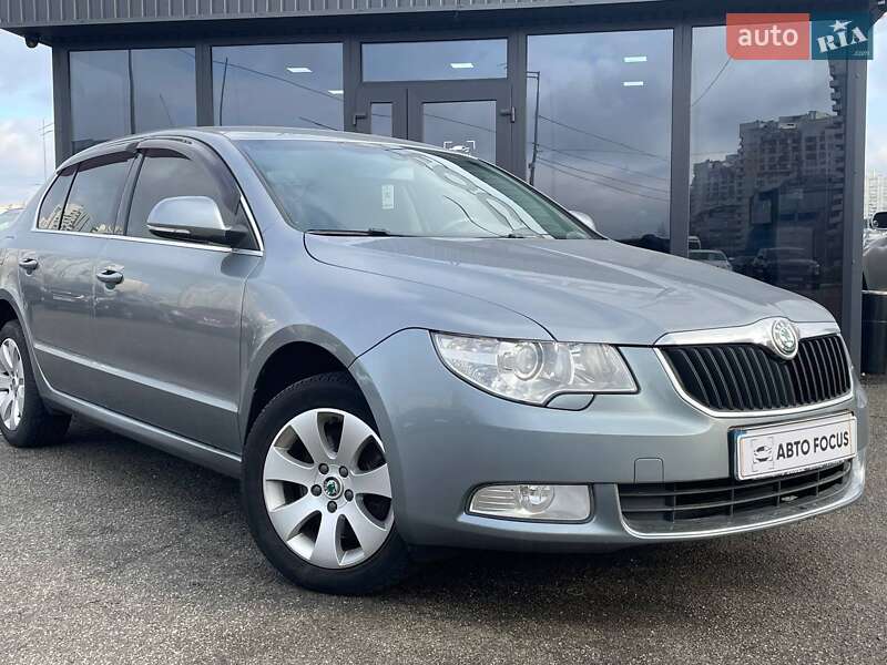 Универсал Skoda Superb 2008 в Киеве