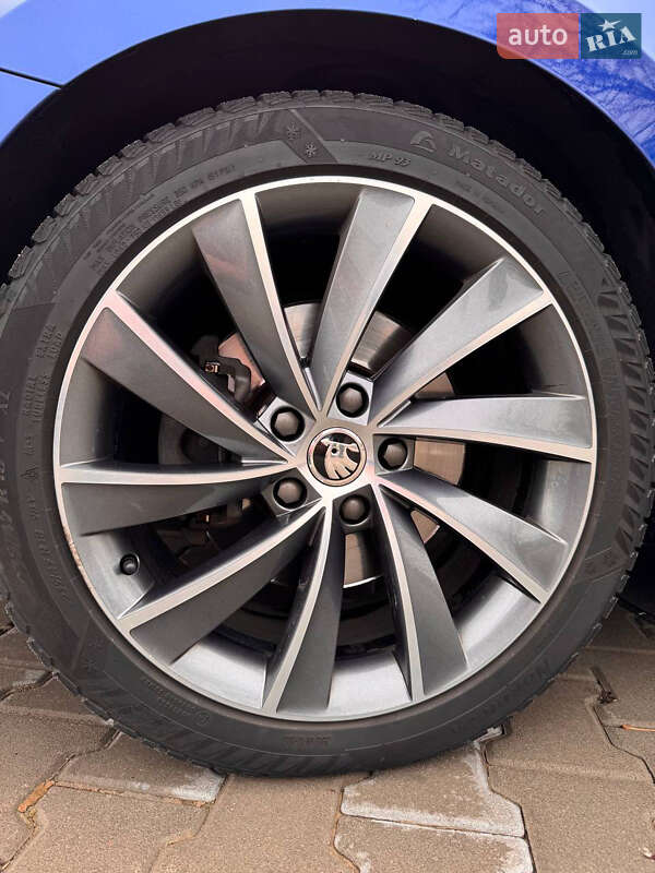 Універсал Skoda Superb 2017 в Києві