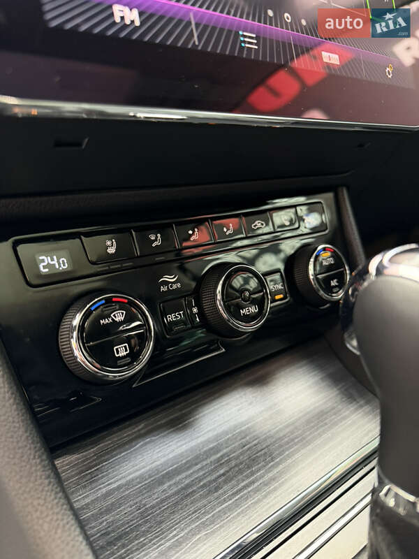 Ліфтбек Skoda Superb 2019 в Стрию