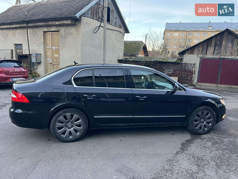 Лифтбек Skoda Superb 2010 в Ивано-Франковске