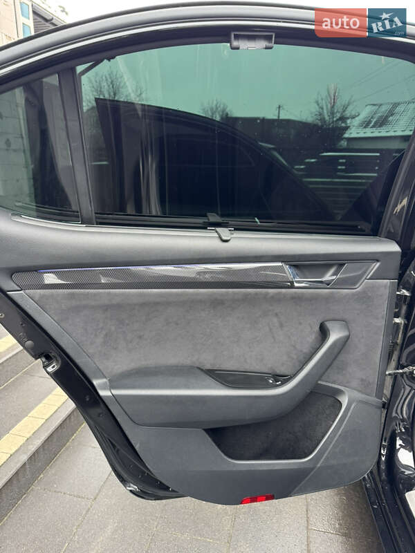 Лифтбек Skoda Superb 2019 в Бродах