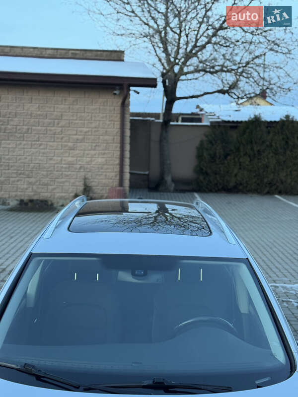 Универсал Skoda Superb 2011 в Почаеве