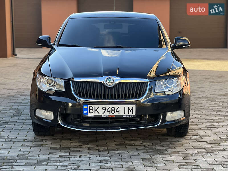 Лифтбек Skoda Superb 2008 в Ровно