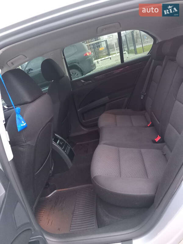 Лифтбек Skoda Superb 2013 в Киеве