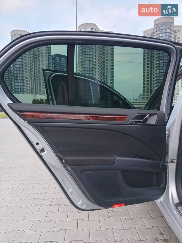 Лифтбек Skoda Superb 2013 в Киеве