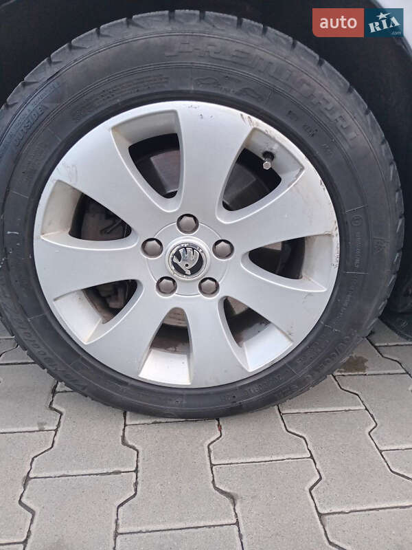 Лифтбек Skoda Superb 2013 в Киеве