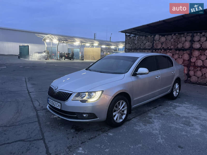 Ліфтбек Skoda Superb 2014 в Виноградові фото Ліфтбек Skoda Superb 2014 в Виноградові