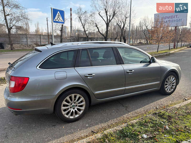 Универсал Skoda Superb 2012 в Киеве
