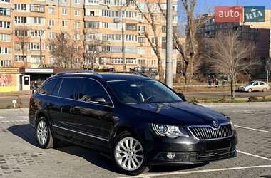 Универсал Skoda Superb 2015 в Кривом Роге