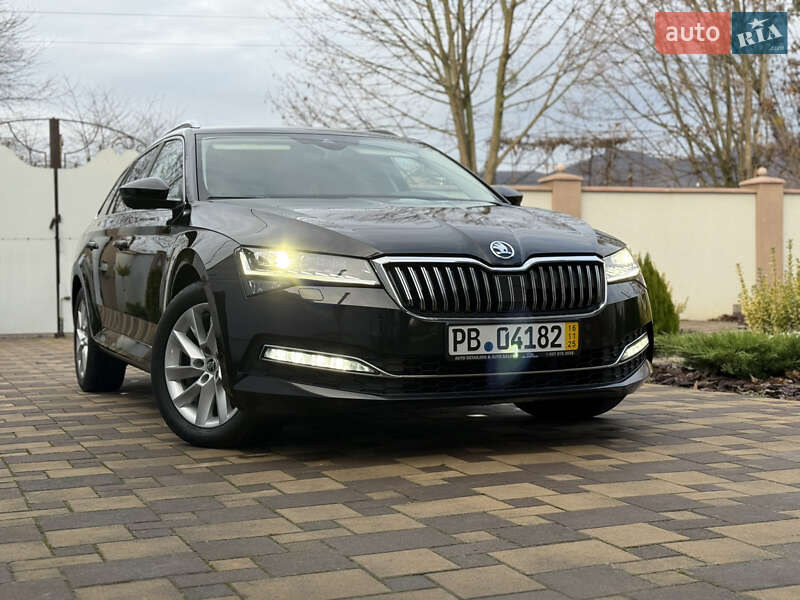 Универсал Skoda Superb 2021 в Мукачево