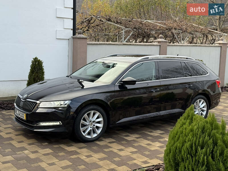 Универсал Skoda Superb 2021 в Мукачево