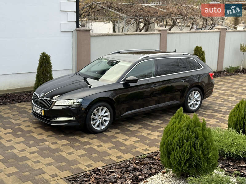 Универсал Skoda Superb 2021 в Мукачево