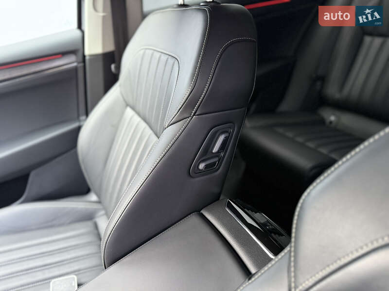 Универсал Skoda Superb 2021 в Мукачево