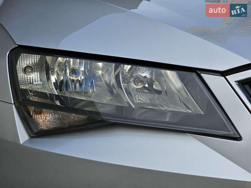 Універсал Skoda Superb 2016 в Києві фото 12 Універсал Skoda Superb 2016 в Києві