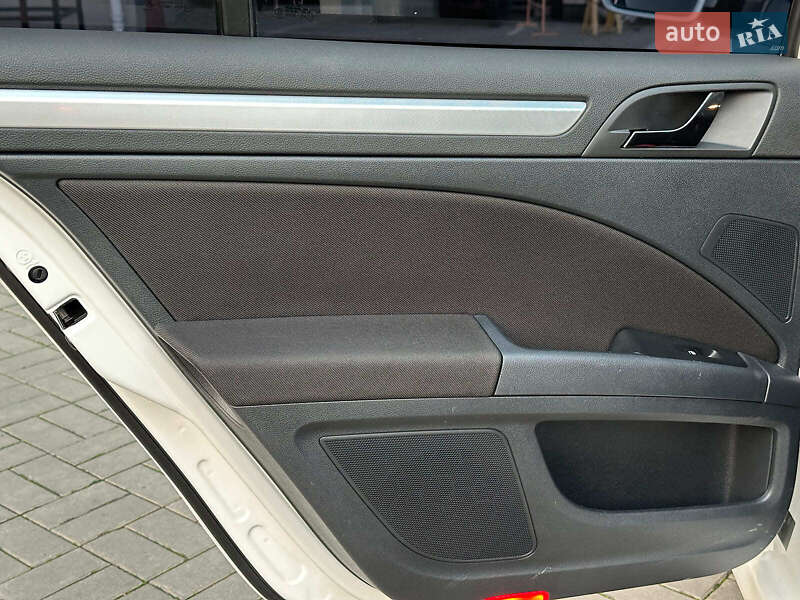 Лифтбек Skoda Superb 2012 в Одессе