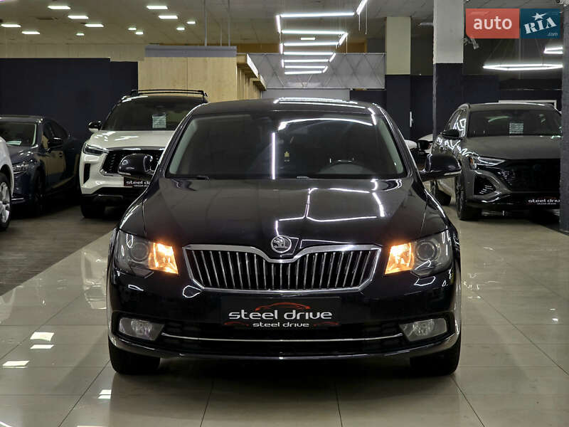 Ліфтбек Skoda Superb 2014 в Миколаєві